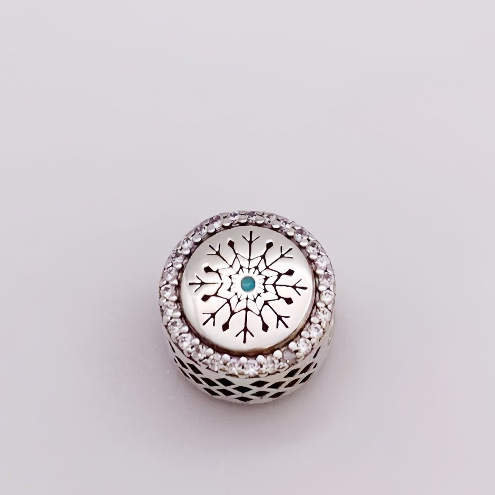 Pandora Canadian rockies Exclusive Bead Charm
